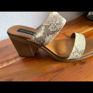 NIB STEVEN by Steve Madden Karigan Heeled Slides